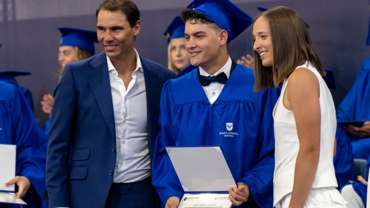 Η συνεργασία της χρονιάς στο τένις: Ο Ράφα Ναδάλ θα κάνει ατομικές προπονήσεις στην Ίγκα Σβιόντεκ