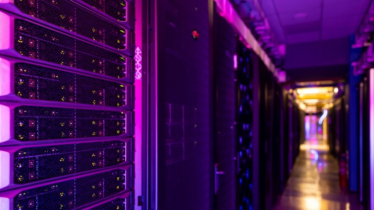 Επένδυση €32,5 εκατ. για data center στο Κρυονέρι από τον όμιλο Καράτζη εν μέσω τοπικών αντιδράσεων