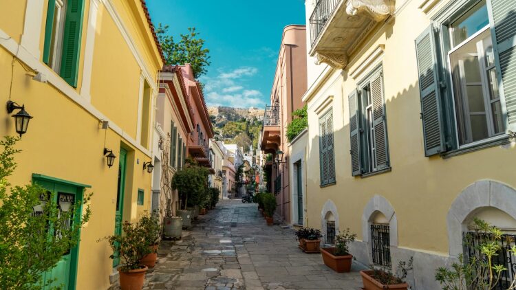 Οδοιπορικό στην ανοιξιάτικη Αθήνα