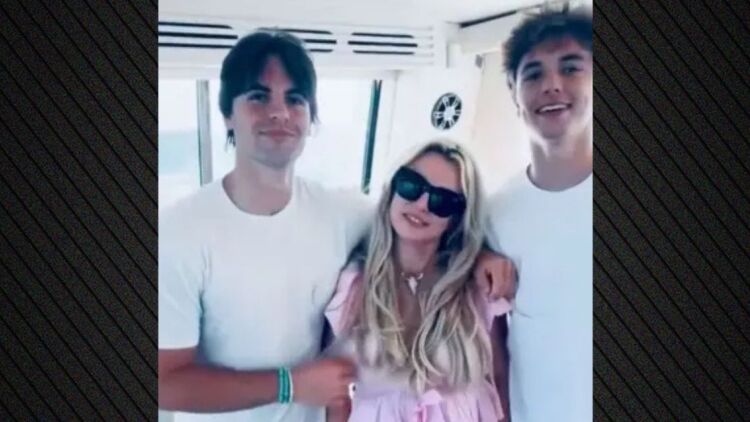 Η επανένωση της Μπρίτνεϊ Σπίαρς με τους γιους της μετά τη σύλληψη για οδήγηση υπό την επήρεια αλκοόλ