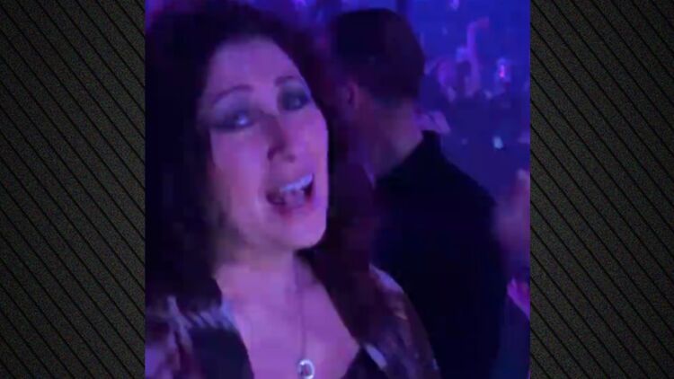 Η Μαντώ χορεύει και τραγουδάει Ελένη Φουρέιρα, δείτε βίντεο