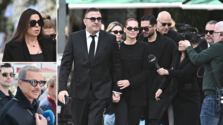 Ποιοι επώνυμοι δίνουν το παρών στο λαϊκό προσκύνημα για τη Μαρινέλλα, δείτε βίντεο και φωτογραφίες