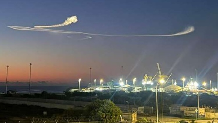 Πυραυλική επίθεση στο Ισραήλ έγινε ορατή από την Κύπρο, δείτε βίντεο
