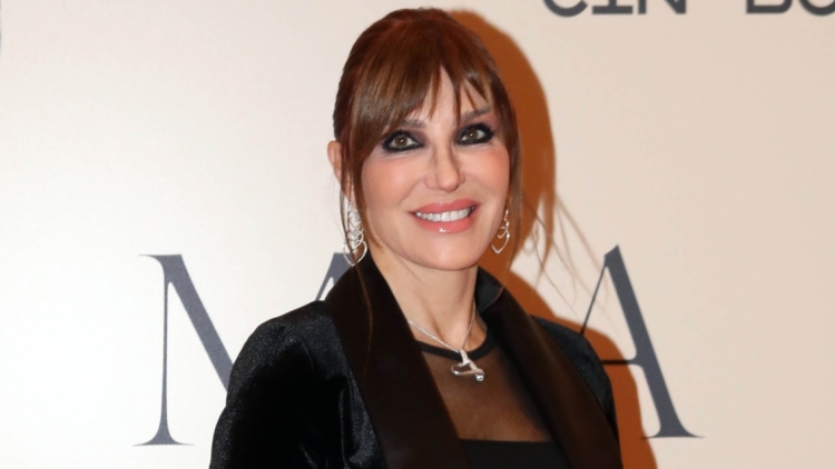 Βίκυ Χατζηβασιλείου: Δεν σκέφτηκα ποτέ την περίπτωση να μετακομίσω στην Αθήνα και να ταλαιπωρήσω τα παιδιά μου