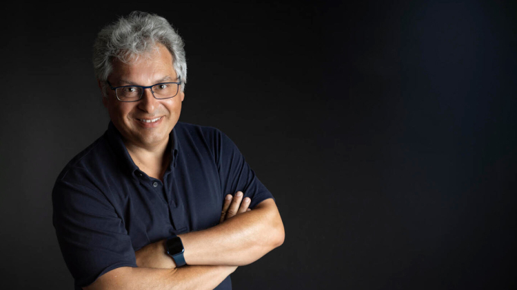 Αστροφυσικός Νταβίντ Ελμπάζ: Οι 3 λόγοι που δείχνουν ότι η ζωή είναι παρούσα παντού στο σύμπαν