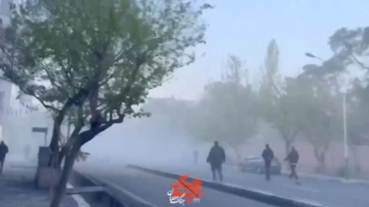 Ζημιές στην πρώην πρεσβεία των ΗΠΑ στην Τεχεράνη μετά από πλήγματα στο κέντρο της πόλης