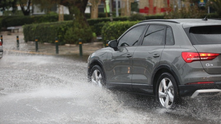 Μήνυμα 112 και στη Θεσσαλία λόγω κακοκαιρίας: «Περιορίστε τις μετακινήσεις σας μέχρι το πρωί της Πέμπτης»