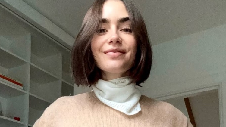 Λίλυ Κόλλινς: Η φωτογραφία με το κοτσιδάκι της κόρης της που την ενθουσίασε