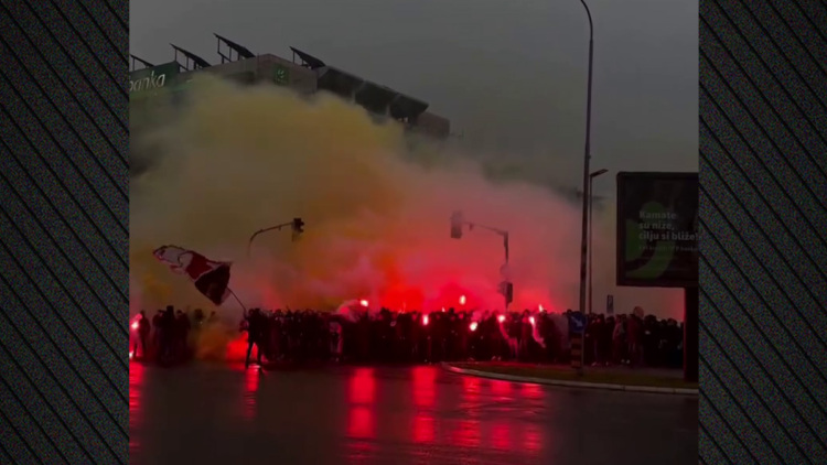 Εντυπωσιακή πορεία των οπαδών του Ερυθρού Αστέρα πριν το «αιώνιο» ντέρμπι με την Παρτίζαν για τη Euroleague, βίντεο 
