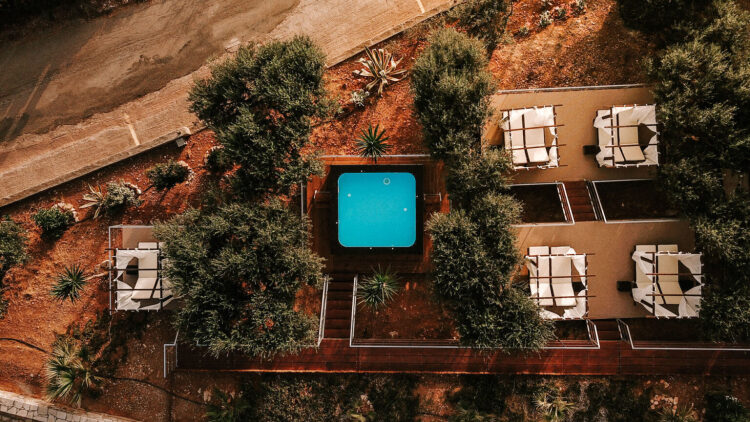 Πάσχα στην Κυπαρισσία: Πού να μείνετε στον αυθεντικό προορισμό της Πελοποννήσου