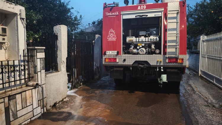 Κακοκαιρία Erminio: Πώς έγινε η τραγωδία με τον άνδρα που έχασε τη ζωή του στη Νέα Μάκρη, εγκλωβίστηκε κάτω από ΙΧ