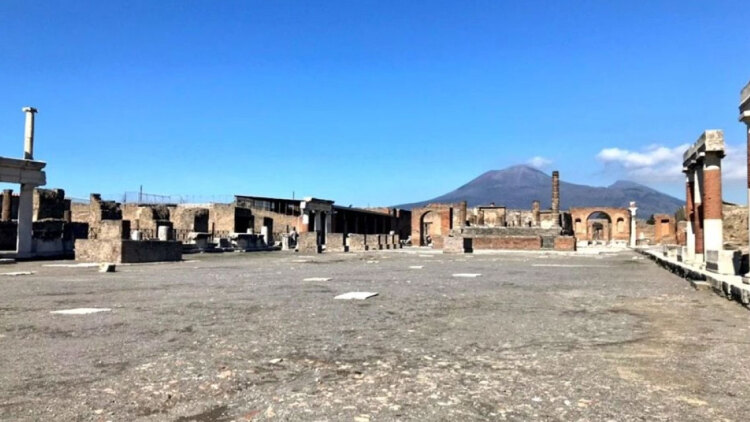 Βρήκαν στην Πομπηία όπλο 2.000 ετών που έριχνε ριπές σαν πολυβόλο