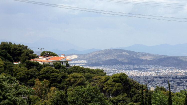 Παράθυρο πολεοδόμησης σε περιοχές Natura με ειδικούς όρους ανοίγει το ΥΠΕΝ