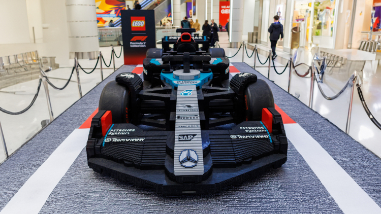 Το μονοθέσιο LEGO® Mercedes-AMG F1® για πρώτη φορά στην Ελλάδα