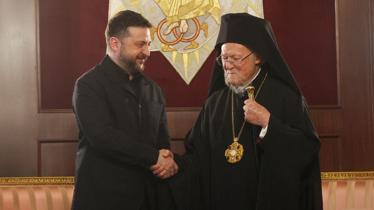 Πατριάρχης Βαρθολομαίος και Βολοντίμιρ Ζελένσκι καλούν σε ενότητα της διεθνούς κοινότητας στέλνοντας μήνυμα υπέρ της ειρήνης