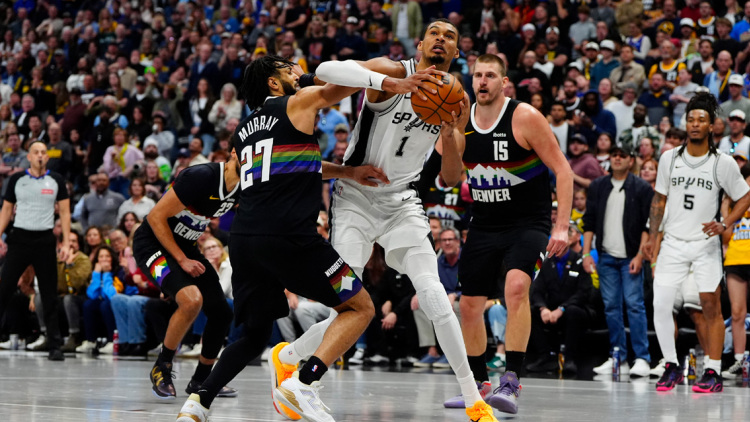 Νάγκετς - Σπερς 136-134: Μυθική ανατροπή στη «μάχη» των MVP με υπογραφή Γιόκιτς