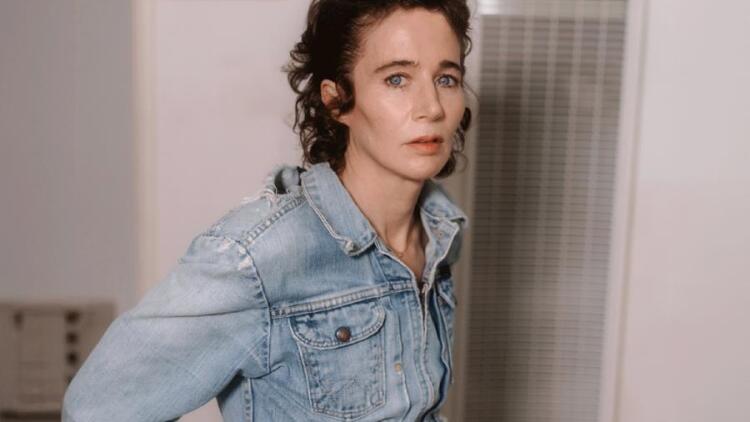 Στέγη Ιδρύμστος Ωνάση: Θα φιλοξενήσει τη δημοφιλή Αμερικανίδα καλλιτέχνιδα Μιράντα Τζουλάι 