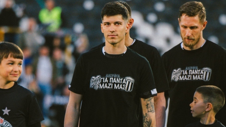 Οι παίκτες της Παρτιζάν τίμησαν τη μνήμη των αδικοχαμένων οπαδών του ΠΑΟΚ, δείτε φωτογραφίες