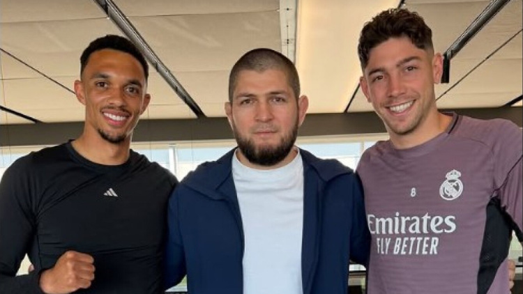 Νουρμαγκομέντοφ: Βρέθηκε στην προπόνηση της Ρεάλ Μαδρίτης και τα... είπε με τα φιλαράκια του, δείτε βίντεο
