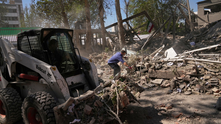 Βομβαρδίστηκε το Τεχνολογικό Πανεπιστήμιο Σαρίφ, το «ΜΙΤ του Ιράν», απειλεί με αντίποινα ο Αραγτσί