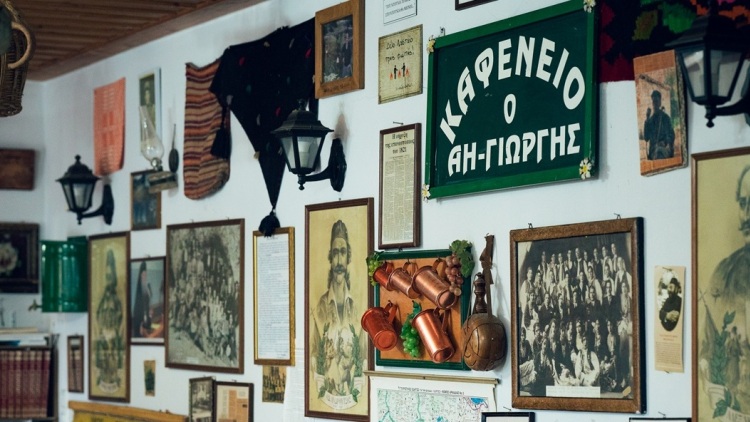 Ένα καφενείο, ένας φούρνος και ένα τυροκομείο που κρατούν την παράδοση στην ορεινή Αρκαδία
