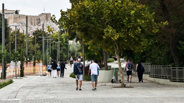 Άνοιξε για τους πολίτες η λεωφόρος Βασιλίσσης Όλγας μετά από 6 χρόνια ανάπλασης, δείτε βίντεο
