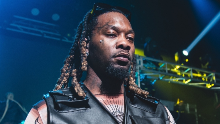 Offset: Στη δημοσιότητα εικόνες του σε αναπηρικό αμαξίδιο μετά τους πυροβολισμούς που δέχτηκε