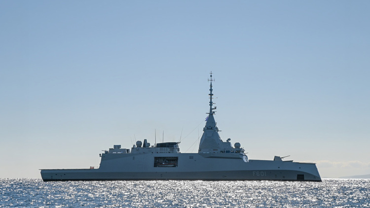 Επιστρέφει ο «Κίμωνας» από την Κύπρο: Εν πλω η φρεγάτα Έλλη