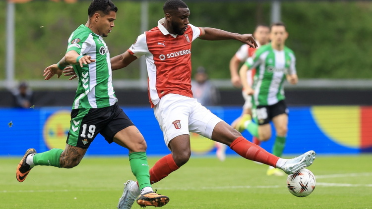 Europa League: Προβάδισμα πρόκρισης στην τετράδα για την Μπέτις, 1-1 με την Μπράγκα στην Πορτογαλία, δείτε τα γκολ 