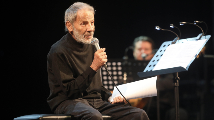 Ο Σταύρος Ξαρχάκος δημιούργησε τραγούδι με τον 9χρονο γιο του