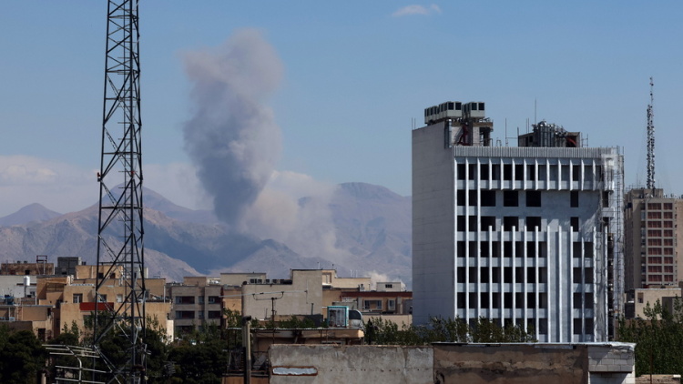Από την απειλή ότι «ένας ολόκληρος πολιτισμός θα πεθάνει» στην εκεχειρία: Το διπλωματικό θρίλερ 10,5 ωρών ΗΠΑ – Ιράν  