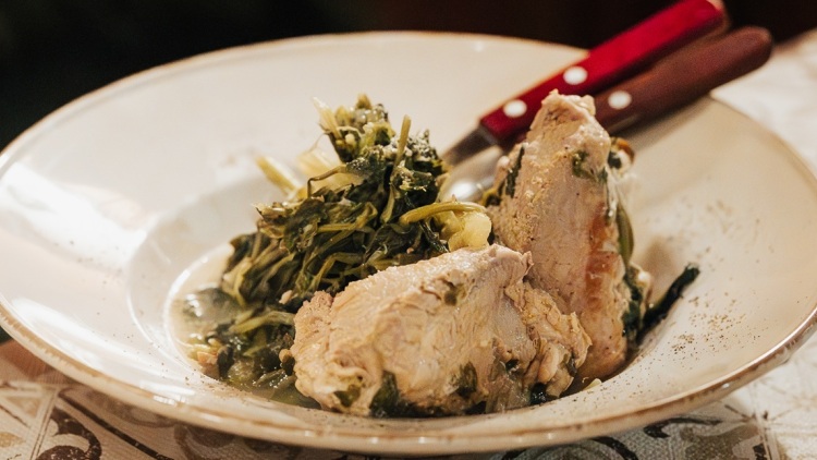 Χοιρινό φρικασέ της ταβέρνας Τσιαχτάι στα Λαγκάδια