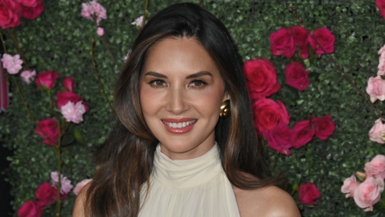 Ολίβια Μαν: Συμπρωταγωνιστής της διέκοψε γύρισμα επειδή δεν ήθελε ο χαρακτήρας του να σωθεί από γυναίκα
