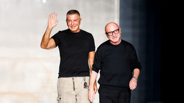 Dolce & Gabbana: Νέα εποχή για τον οίκο, ο Στέφανο Γκαμπάνα παραιτήθηκε από τη θέση του προέδρου
