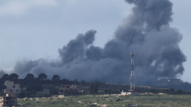 Τουλάχιστον 12 νεκροί από ισραηλινά πλήγματα στον νότιο Λίβανο, δείτε βίντεο