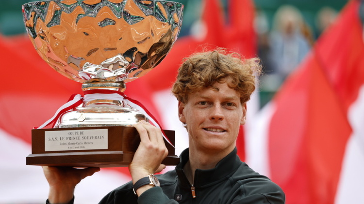 Κέρδισε τον τίτλο στο Monte Carlo Masters o Σίνερ και επέστρεψε στο Νο1 της παγκόσμιας κατάταξης, 2-0 τον Αλκαράθ, βίντεο