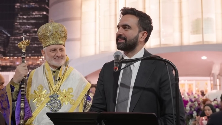 «Καλή Ανάσταση: Ο Μαμντάνι ευχήθηκε στα ελληνικά για το ορθόδοξο Πάσχα, δείτε βίντεο