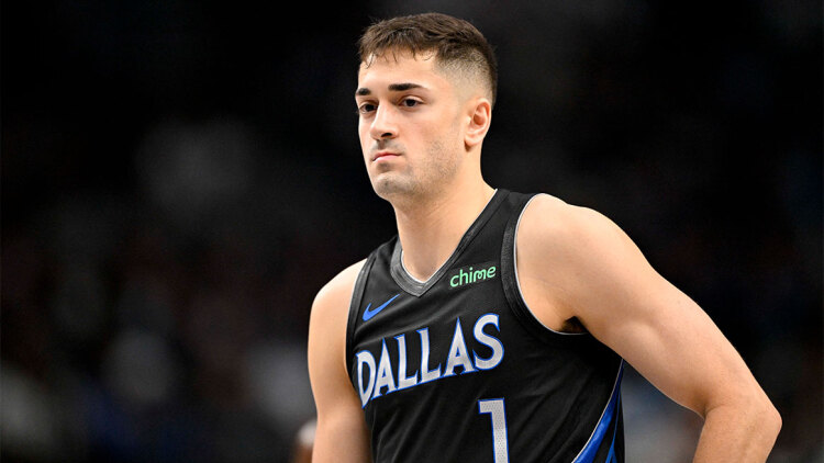 Τζον Πουλακίδας: Τι έχει κάνει σε 12 παιχνίδια με τη φανέλα των Μάβερικς στο NBA