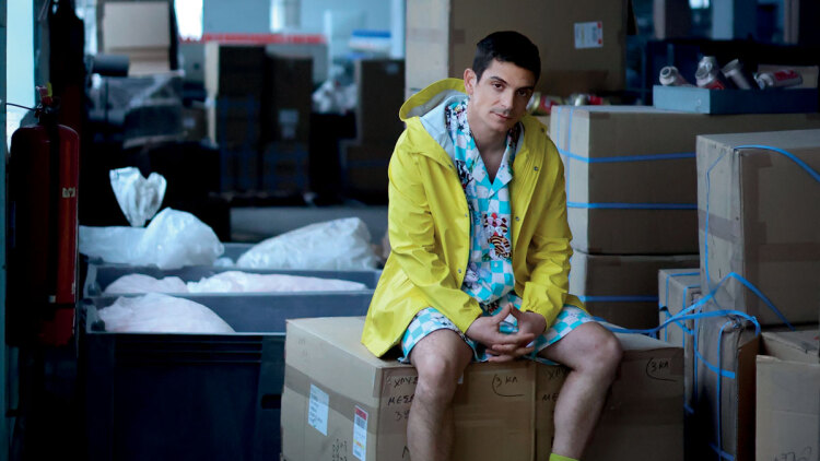 Νικολάκης Ζεγκίνογλου: Δίνομαι πολύ στο γύρισμα, βάζω την ψυχή μου