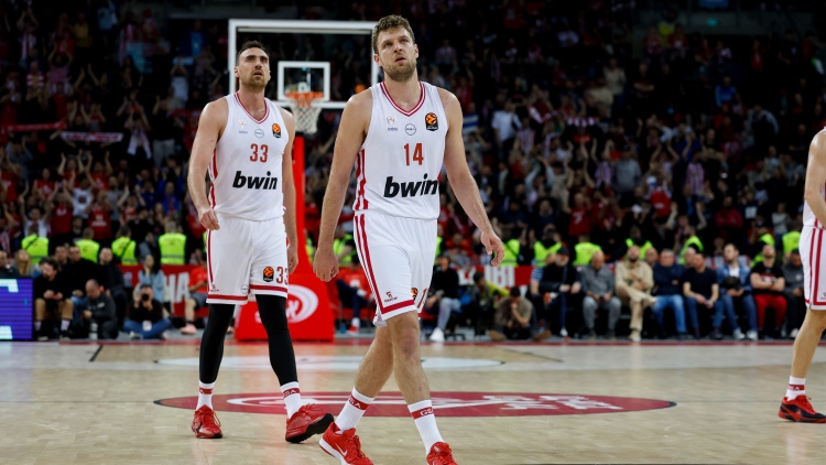 Euroleague: Ο Βεζένκοφ επέλεξε τον εαυτό του και τον Μιλουτίνοφ στην κορυφαία πεντάδα της χρονιάς 