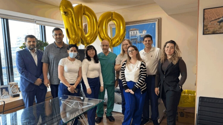 Metropolitan Hospital: Οι πρώτες 100 επεμβάσεις με το Da Vinci SP