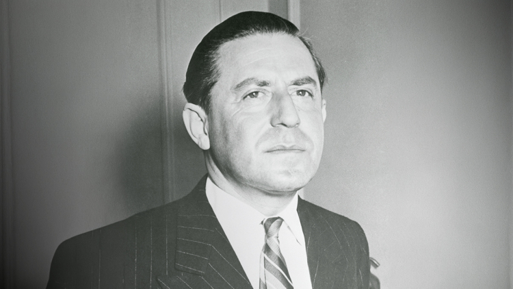 30 χρόνια χωρίς τον Σταύρο Νιάρχο, οι τελευταίες ημέρες του μεγιστάνα στη Ζυρίχη - Το εγκεφαλικό και ο μοναχικός υιός Κωνσταντίνος δίπλα του
