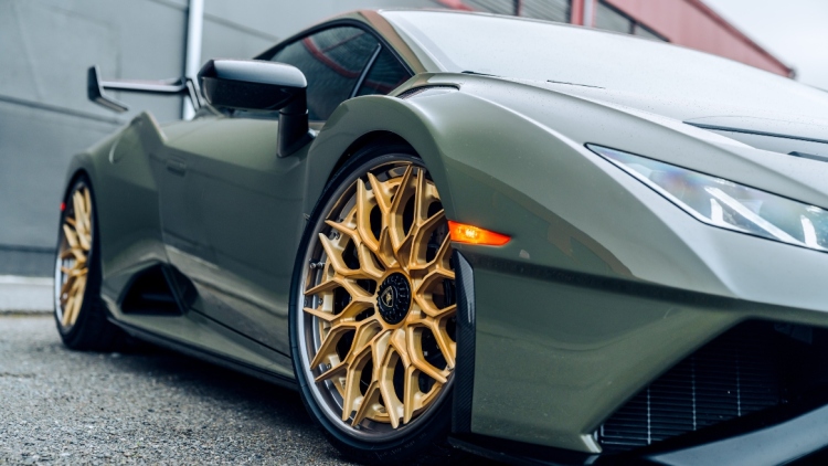 Οι πρώτες ποινές για το κύκλωμα που «έταζε» super cars σε παίκτες της Super League, ο τρόπος δράσης και οι προκαταβολές των 20.000 ευρώ