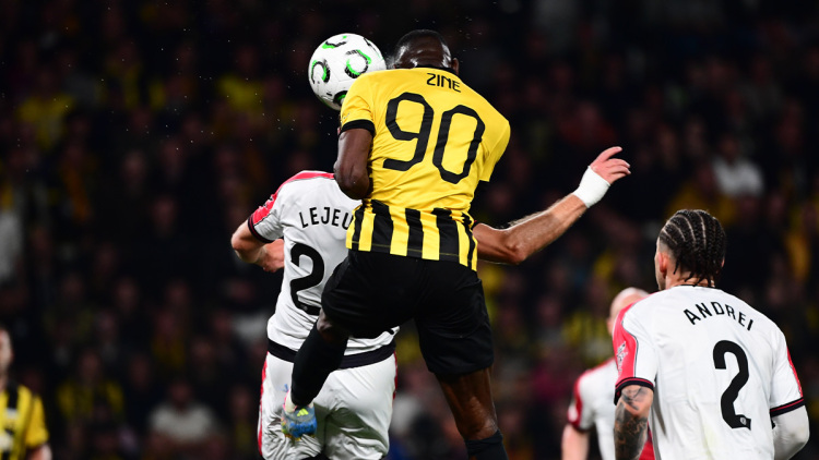 Έπεσε μαχόμενη η ΑΕΚ νίκησε 3-1 την Ράγιο αλλά αποκλείστηκε από τα ημιτελικά του Conference League, δείτε τα γκολ