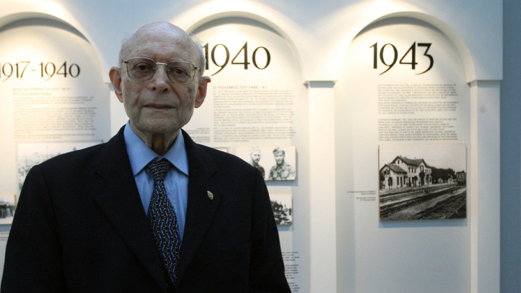 Πέθανε ο τελευταίος Θεσσαλονικιός επιζών του Άουσβιτς, Χάιντς Κούνιο