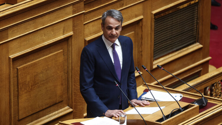 Μητσοτάκης σε Ανδρουλάκη: «Δεν εκβιαζόμαστε από κανέναν» – Οι κόντρες στη Βουλή, οι μπηχτές σε Φάμελλο για Τσίπρα και η απάντηση για εκλογές