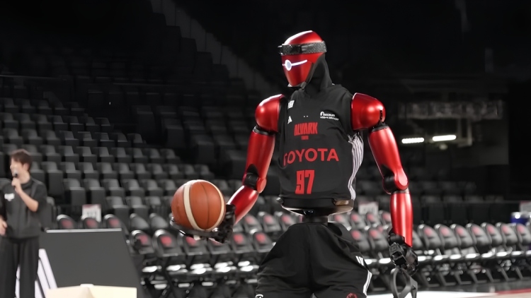 Δείτε βίντεο: Ρομπότ... μπασκετμπολίστας που βασίζεται αποκλειστικά στην τεχνητή νοημοσύνη εντυπωσίασε στο παρκέ