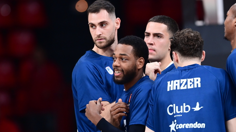 Γιώργος Παπαγιάννης: Αποθεώθηκε από τον κόσμο του Παναθηναϊκού κατά την είσοδο του στο T-Center, δείτε βίντεο

