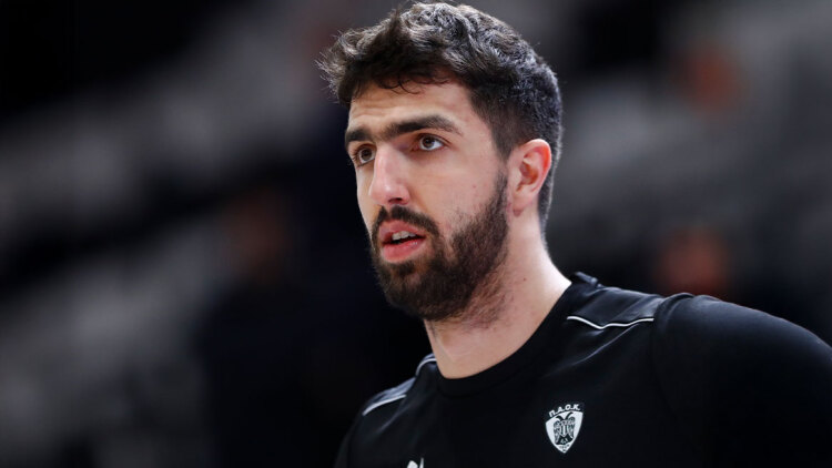 Επιτυχής επέμβαση για το Νίκο Χουγκάζ  του ΠΑΟΚ στο Metropolitan Hospital
