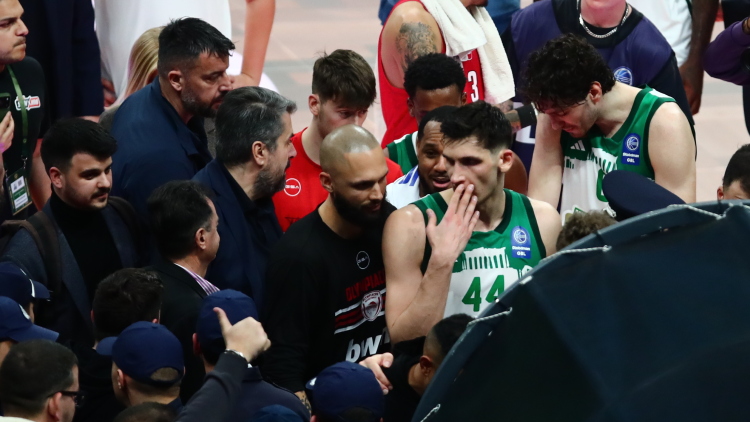 Παναθηναϊκός - Ολυμπιακός: Ποιες ποινές υποβλήθηκαν σε Δημήτρη Γιαννακόπουλο, Εργκίν Αταμάν και Ταϊρίκ Τζόουνς


